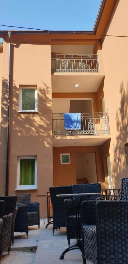 Apartments Scorpio Kotor Bagian luar foto